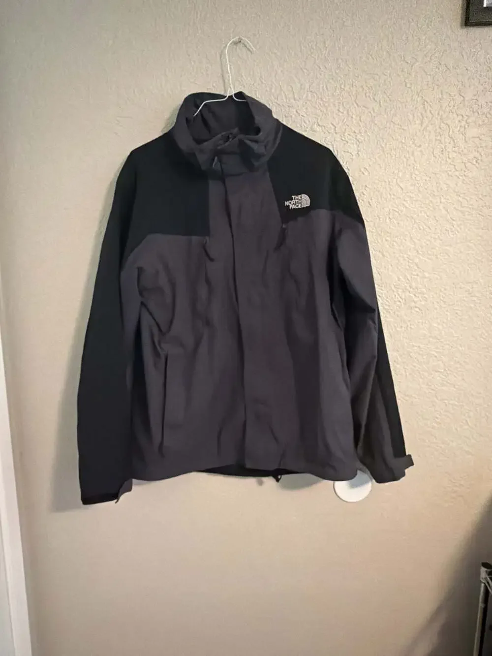 The North Face Men's HyVent Waterproof Jacket